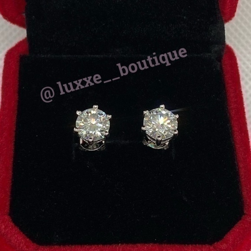 💎 Certified 2ct Moissanite 925 Silver Stud Earrings 💎